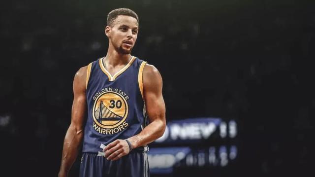 开云网址-库里有望在G1复出 勇士全员兴奋踏上季后赛征程